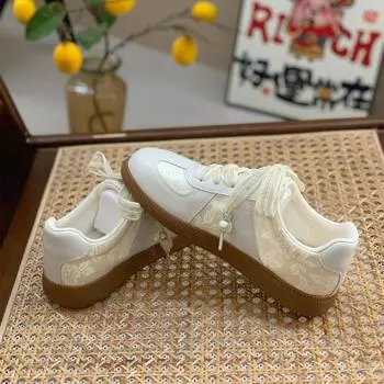 Женские повседневные кроссовки для бега, молодежные кроссовки для девочек, серебристые, со шнуровкой, для занятий спортом на открытом воздухе, на низком каблуке, дышащие, теннисные туфли на плоской подошве, для ходьбы 35