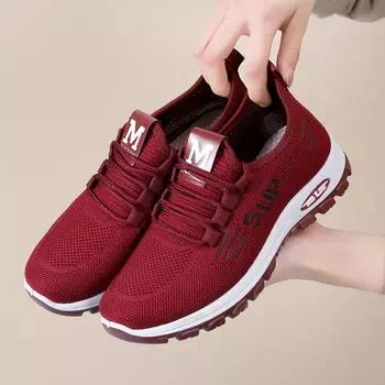 Женские повседневные кроссовки для бега в уличном стиле 2024 года — весенние и осенние кроссовки с летающими ткаными элементами для людей среднего и пожилого возраста 38 красный