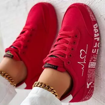 Женские повседневные кроссовки с принтом в виде сердечек, прогулочные туфли на мягкой подошве на платформе со шнуровкой, универсальные туфли для свиданий с низким берцем 35 красный