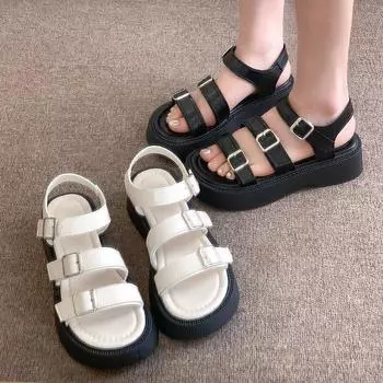 Женские повседневные сандалии, новинка 2024 года, летние повседневные универсальные модные римские туфли, удобная пляжная обувь для отдыха на плоской подошве 35 чёрный