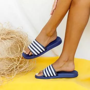 Женские повседневные тапочки с одним ремешком на гибкой подошве в полоску