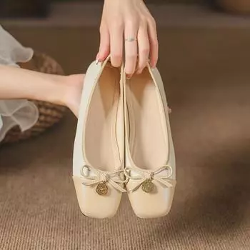 Женские повседневные туфли на плоской подошве с бантом. Удобные балетки. Деловые туфли. Нескользящие туфли на плоской подошве с квадратным носком. Легкая женская прогулочная обувь. 35 серебряный