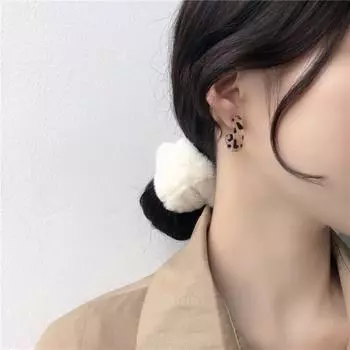 Женские простые геометрические леопардовые длинные серьги-гвоздики из смолы для ушей