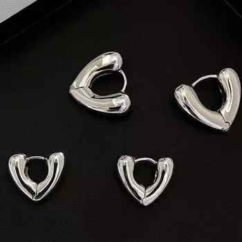 Женские простые серьги-сердечки с пряжкой Love Ear Buckle Cold Wind, корейская версия, легкие роскошные трехмерные серьги-сердечки с персиковым узором