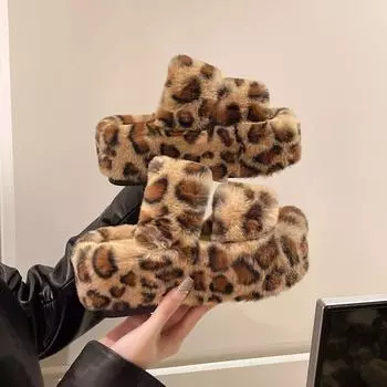 Женские пушистые тапочки с леопардовым принтом, визуально увеличивающие рост - мода осень/зима 2024 года. 36-37 Standard