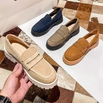 Женские ретро-лоферы в британском стиле 2024 года: Удобные, повседневные туфли из матовой кожи с толстыми каблуками и подошвами, идеально подходят для весны и осени.