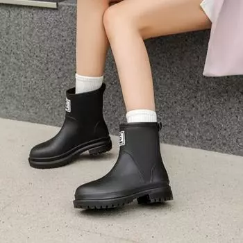 Женские резиновые сапоги средней высоты на толстой подошве 36 чёрный