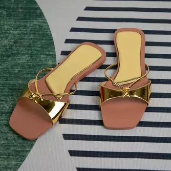 Женские сандалии, модные женские шлепанцы, дизайнерские летние туфли на плоской подошве для женщин, сексуальные пляжные сандалии с тонким ремешком 42 золотой