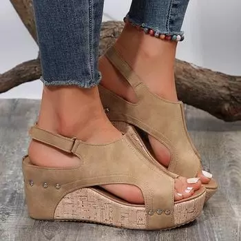 Женские сандалии на танкетке с толстой подошвой в стиле ретро, лето 2024, летние сандалии на массивной платформе с ремешком на щиколотке, женские пляжные туфли размера плюс 43 35 чёрный