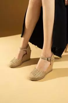 Женские сандалии на удобной соломенной подошве с вышивкой 69-71-24Мульти