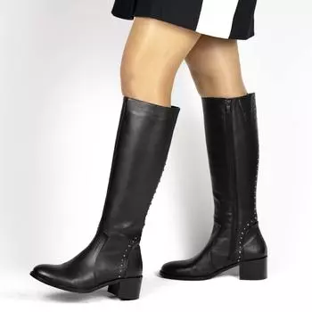 Женские сапоги из натуральной кожи на среднем каблуке до колена