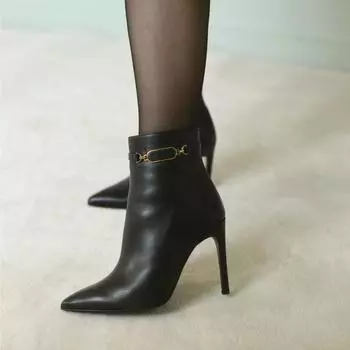 Женские сапоги из натуральной кожи на высоком каблуке