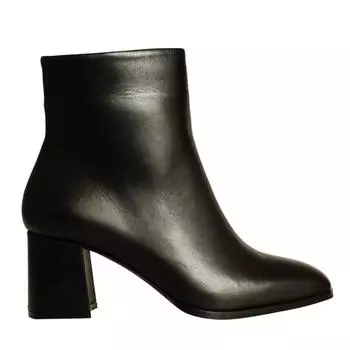 Женские сапоги из натуральной кожи на высоком каблуке