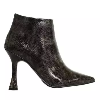 Женские сапоги из натуральной кожи на высоком каблуке