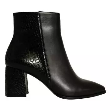 Женские сапоги из натуральной кожи на высоком каблуке