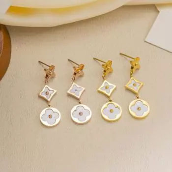 Женские серьги из нержавеющей стали с четырьмя листьями травы и белой ракушкой, универсальные серьги с замком-цепочкой, ювелирные изделия из костной цепочки, не выцветают золотой