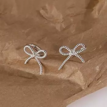 Женские серьги-пряжки с бантом, простые, нишевые, с полым кручением, темпераментные, пригородные, маленькие серьги