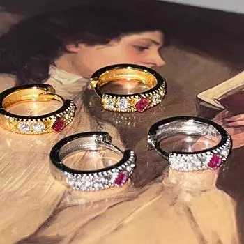 Женские серьги-пряжки в стиле ретро с бриллиантами, розово-красные, легкие, роскошные, нишевые, геометрические, темпераментные, французские, с цирконами