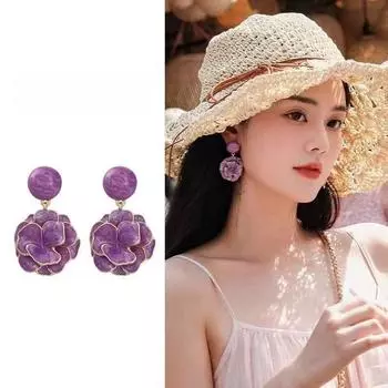 Женские серьги с фиолетовым камнем и цирконом в форме цветка