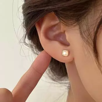 Женские серьги с квадратным пресноводным жемчугом