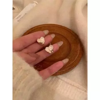 Женские серьги, серьги в стиле барокко, женские серьги 2024, новинка Love, уникальные серьги Senior Sense Of Earrings 1 Pair