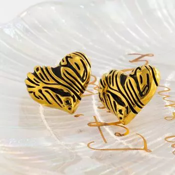 Женские серьги-сердечки с черной холодной эмалью и рифлеными линиями - Нержавеющая сталь с покрытием из 18-каратного золота, Гипоаллергенные романтические украшения в подарок золотистый