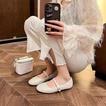 Женские шикарные туфли Мэри Джейн с жемчужной пряжкой TRAF, круглый носок, неглубокий внутренний подъем, повседневные балетки 2024 года на осень 36