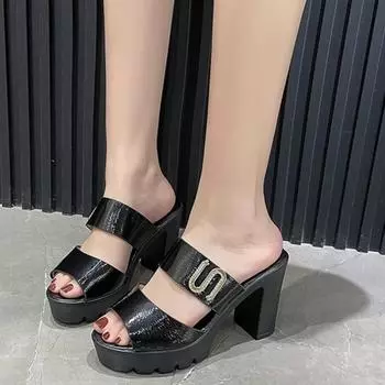 Женские шлепанцы на высоком каблуке, новинка 2024 года, толстая женская обувь, модные сандалии на платформе, женские сексуальные шлепанцы, женские шлепанцы 35 чёрный