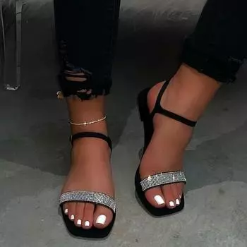 Женские шлепанцы с пряжкой на плоской подошве и ремешками с открытым носком, пляжная обувь, сандалии со стразами 37 чёрный