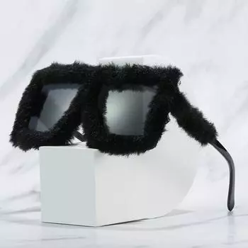 Женские солнцезащитные очки Yousheng с пушистой плюшевой отделкой, продолговатая оправа из поликарбоната, солнцезащитные очки с защитой от ультрафиолета для клубных вечеринок и фотосъемки чёрный