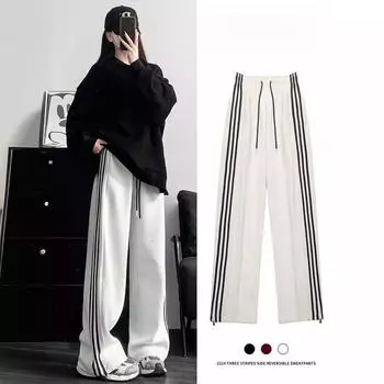 Женские спортивные брюки в полоску белого и серого цветов, 2024 г.: Широкие спортивные штаны в американском стиле на весну и осень Medium (M) белый/серый