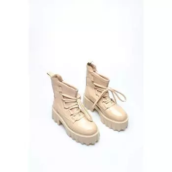 Женские стильные бежевые мятые ботинки в стиле ретро