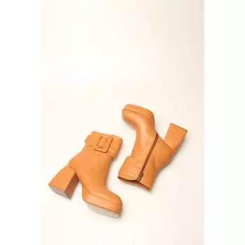 Женские стильные ботинки из лакированной кожи в стиле ретро Taba