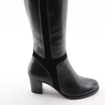 Женские стильные черные ботинки из натуральной кожи с элегантным дизайном
