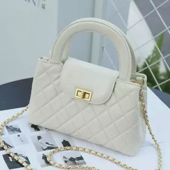 Женские сумки 2025 года с цепочкой из телячьей кожи и бриллиантами — маленькие квадратные сумки-мессенджеры 24cm Length x 8cm Width x 15cm Height