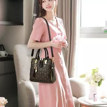 Женские сумки через плечо для женщин Новая модная сумка через плечо роскошные сумки женские сумки дизайнерские дорожные сумки с кисточками