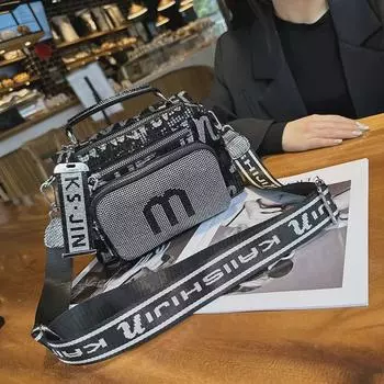 Женские сумки-мессенджеры с пайетками 2023 года выпуска: Универсальные модные сумки чёрный