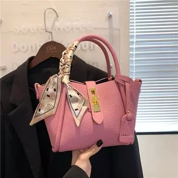 Женские сумки с усовершенствованной текстурой, новинка 2023 года, нишевая сумка-ведро на одно плечо, корзина для овощей через плечо, пригородная сумка-тоут