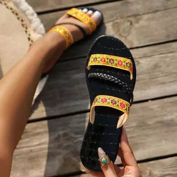 Женские тапочки 2024 Новые плоские пляжные шлепанцы Модные сандалии без застежек для женщин Широкие прозрачные шлепанцы Женские тапочки 36