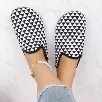 Женские тапочки 2025 года, новые фирменные дизайнерские туфли для дома, женские домашние нескользящие роскошные сандалии, высококачественные толстые подошвы, женские тапочки 36 чёрный