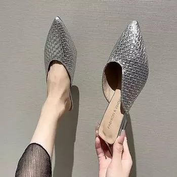 Женские тапочки Baotou, летняя пляжная обувь для женщин, с острым носком и плоской подошвой, женские сандалии, тапочки 35