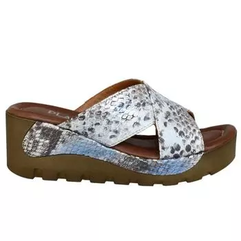 Женские тапочки из натуральной кожи на каблуке