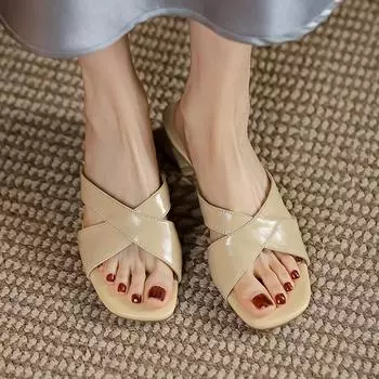 Женские тапочки, летние, массивные, модные, сексуальные сандалии, новая тенденция, туфли на низком каблуке, женские повседневные шлепанцы, женские шлепанцы с открытой пяткой 38