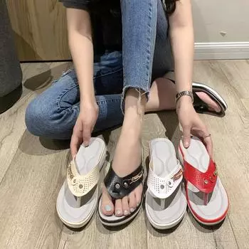 Женские тапочки, летние новые модные шлепанцы с металлическими пуговицами, пляжные сандалии на танкетке, женские шлепанцы на платформе для отдыха на открытом воздухе 35 белый