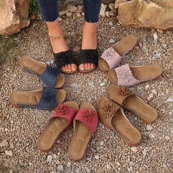Женские тапочки, летние новые плетеные сандалии с цветочным узором, уличные тапочки на танкетке, пляжная повседневная спортивная обувь с открытым носком, модные женские шлепанцы 37