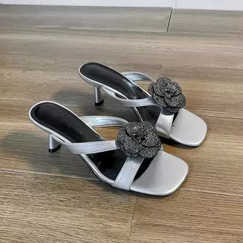 Женские тапочки, летние, новые, стильные, сексуальные, с цветочным принтом, водными бриллиантами, универсальная верхняя одежда, высокие каблуки, классные тапочки, женские сандалии 34 серебряный