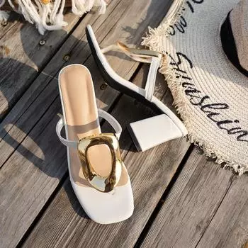 Женские тапочки Летние пляжные шлепанцы Модные металлические тапочки Роскошные сандалии на плоской подошве Повседневные туфли без застежек Новые женские шлепанцы 35