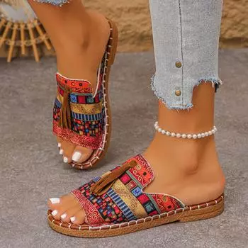 Женские тапочки Модные с бахромой Уличные туфли на плоской подошве Женские 2025 Новые Повседневные Пляжные Отпускные тапочки Сандалии с открытым носком Шлепанцы Женские 36