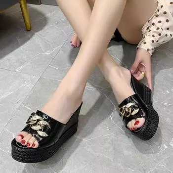 Женские тапочки на платформе с цепочкой на высоком каблуке, женская повседневная обувь, летние уличные белые черные шлепанцы, женские пляжные пантуфли De Mujer 35
