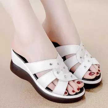 Женские тапочки на танкетке, босоножки на платформе, летние женские мюли, сабо, пляжная обувь, толстая подошва, нескользящая, сплошной чау 35 белый